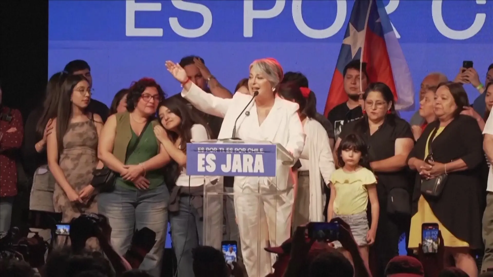 Chile xác định hai ứng viên tổng thống vào vòng hai